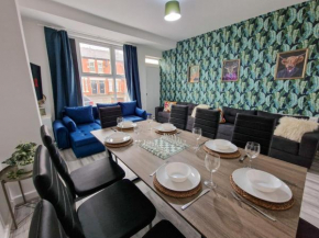 Sleeps 16 Etihad & CoOp Live